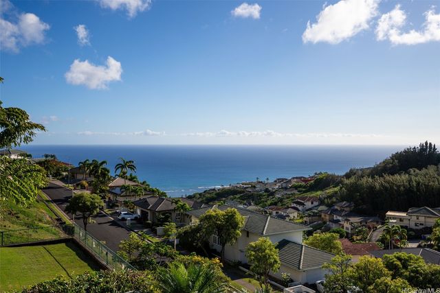 5609 Poola Street A, Honolulu, HI 96821