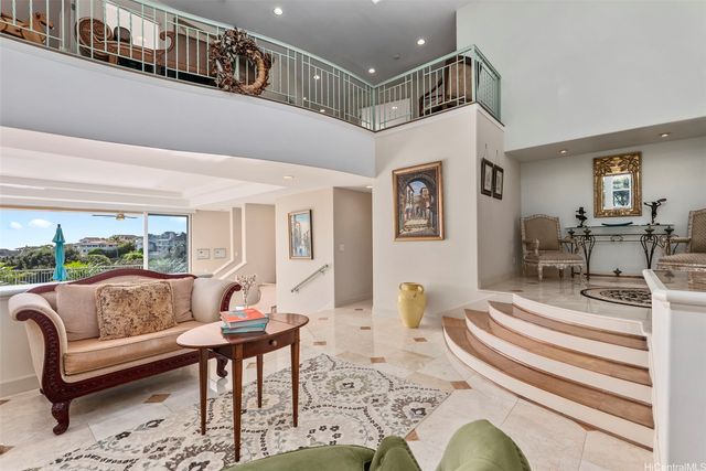 5609 Poola Street A, Honolulu, HI 96821