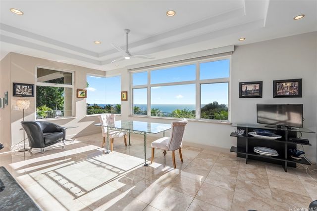 5609 Poola Street A, Honolulu, HI 96821