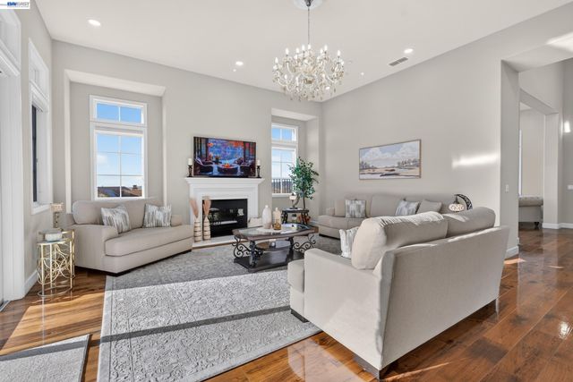 200 cliffcastle, San Ramon, CA 94583
