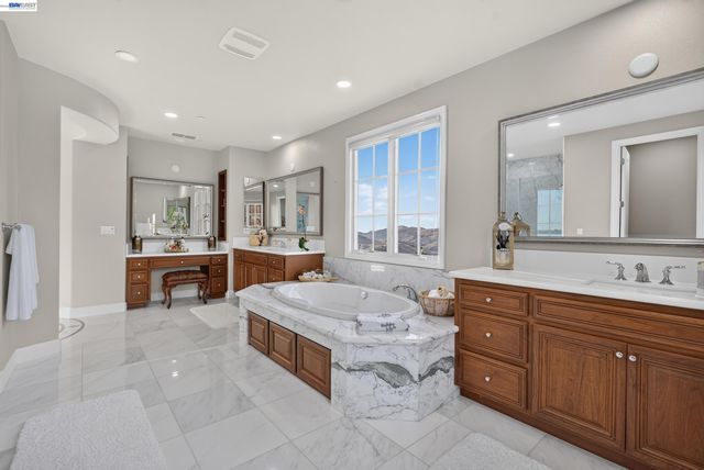 200 cliffcastle, San Ramon, CA 94583