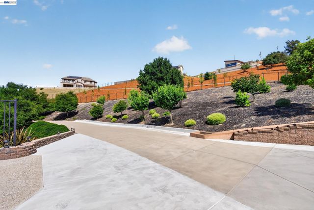 200 cliffcastle, San Ramon, CA 94583