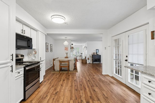 4921 Rollingwood Court, Garland, TX 75043