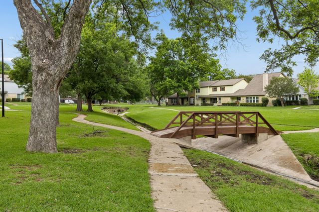 4921 Rollingwood Court, Garland, TX 75043