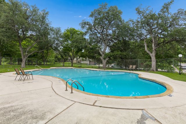 4921 Rollingwood Court, Garland, TX 75043