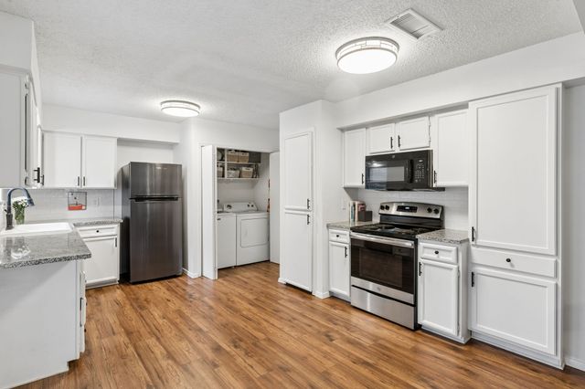 4921 Rollingwood Court, Garland, TX 75043