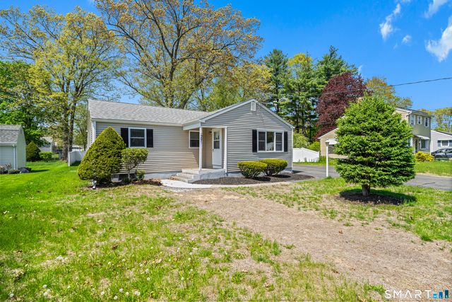 27 Highland Road, Windsor Locks, CT 06096