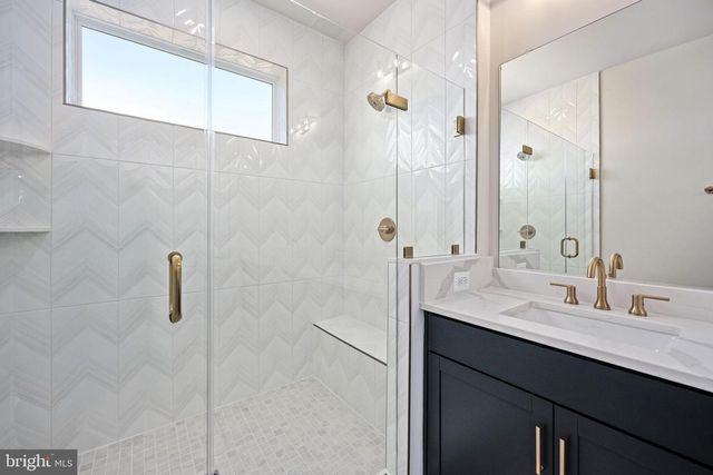 44577 STRABANE TER, Ashburn, VA 20147