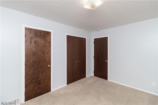 6448 Ridge Road, Parma, OH 44129