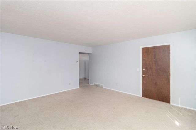 6448 Ridge Road, Parma, OH 44129