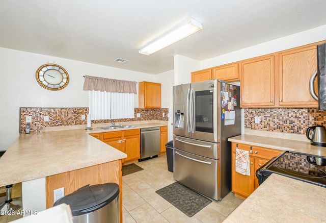 8627 W SUPERIOR Avenue, Tolleson, AZ 85353