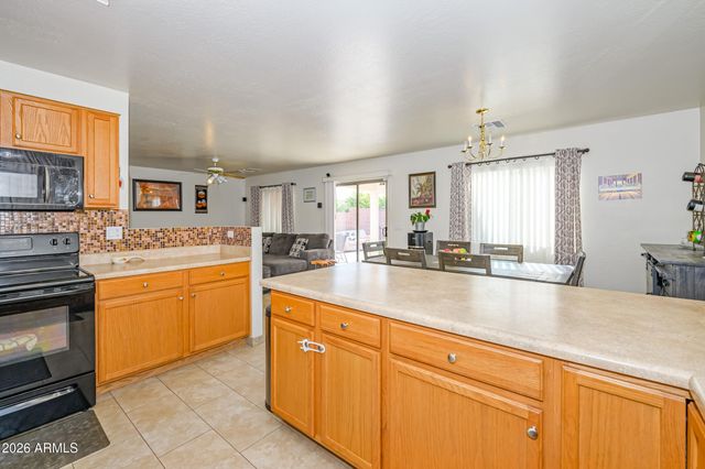 8627 W SUPERIOR Avenue, Tolleson, AZ 85353