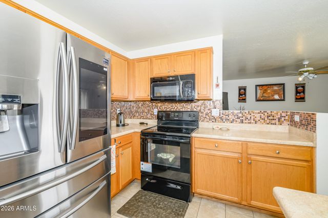 8627 W SUPERIOR Avenue, Tolleson, AZ 85353