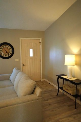 10046 CHARLEMONT AVENUE, Englewood, FL 34224