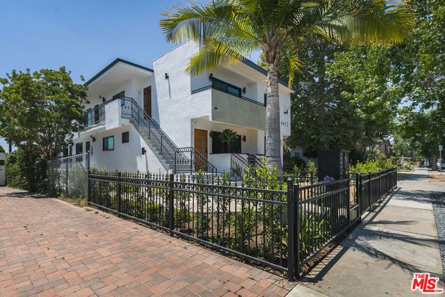 4412 Finley Avenue 3, Los Angeles, CA 90027