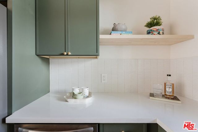 4412 Finley Avenue 3, Los Angeles, CA 90027