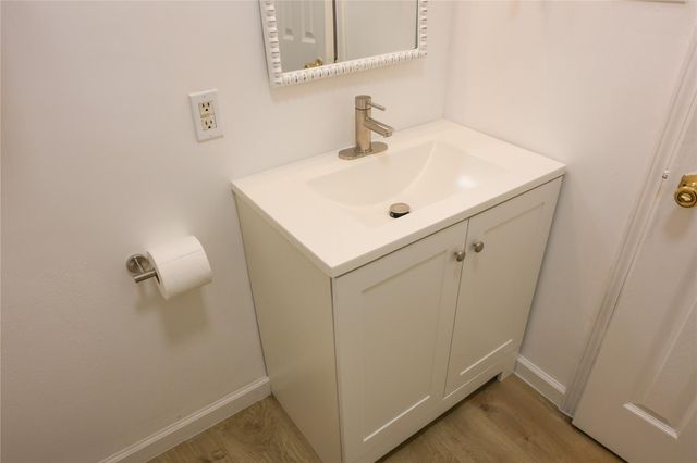 10 Jenkins Street, Houston, TX 77003