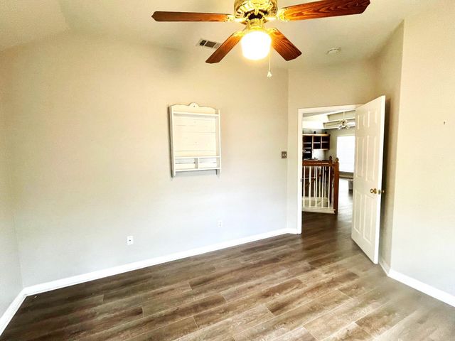 8504 Ephraim RD, Austin, TX 78717