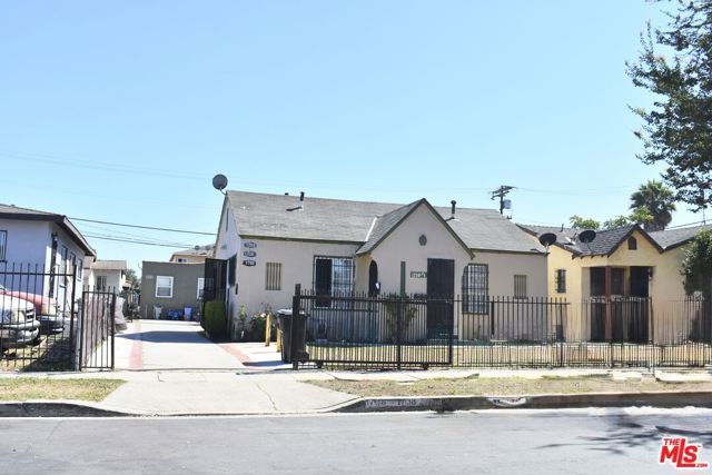 1738 W 82nd Street, Los Angeles, CA 90047