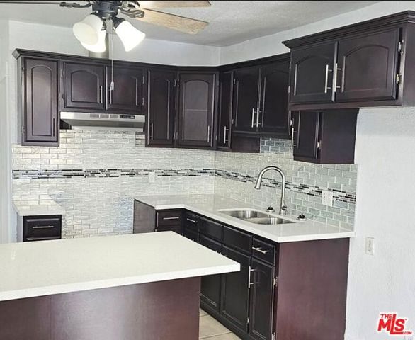 1738 W 82nd Street, Los Angeles, CA 90047