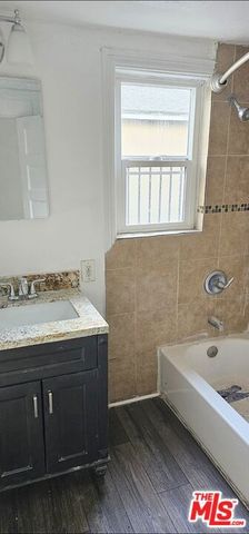 1738 W 82nd Street, Los Angeles, CA 90047