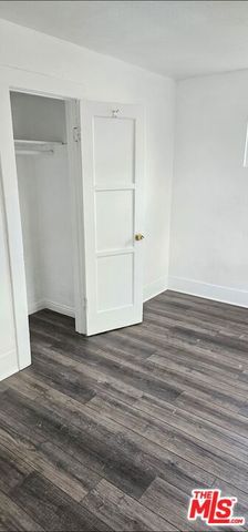 1738 W 82nd Street, Los Angeles, CA 90047