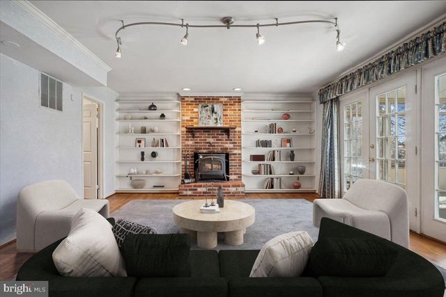 6725 ALPINE DR, Annandale, VA 22003