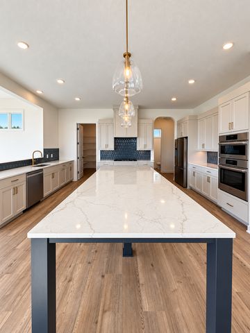 20145 Gothic Avenue, Lakeville, MN 55044