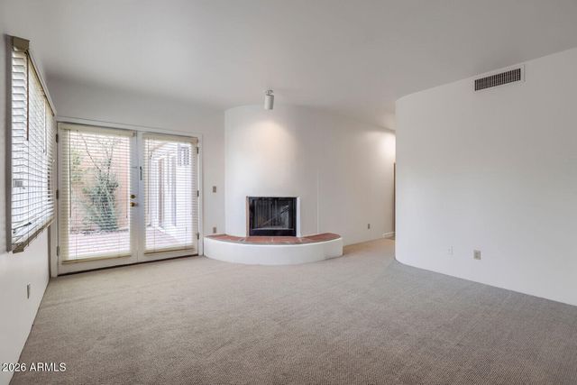 6411 S RIVER Drive 4, Tempe, AZ 85283