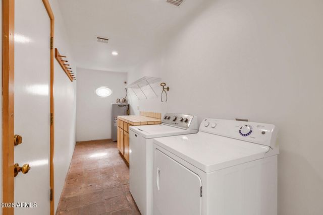 6411 S RIVER Drive 4, Tempe, AZ 85283