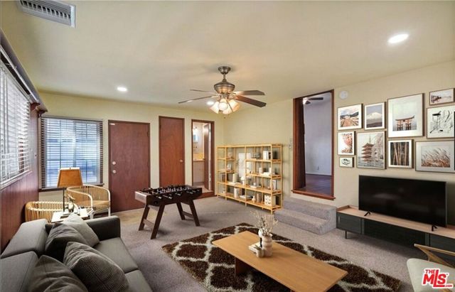 8433 Tunney Avenue, Northridge, CA 91324