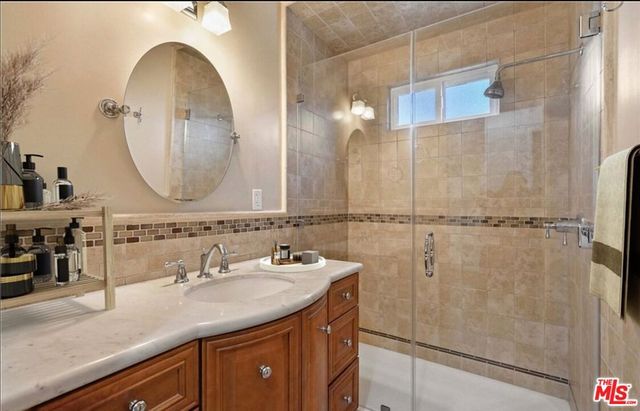 8433 Tunney Avenue, Northridge, CA 91324