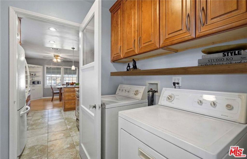 Image 14 of property listing at 8433 Tunney Avenue, Northridge, CA 91324