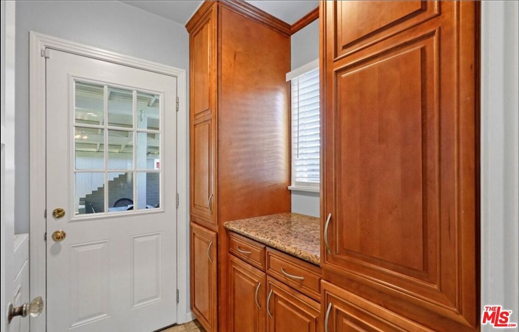Image 15 of property listing at 8433 Tunney Avenue, Northridge, CA 91324