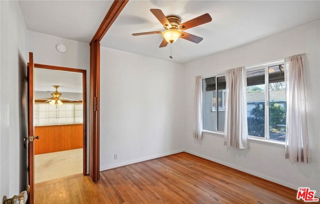 Image 19 of property listing at 8433 Tunney Avenue, Northridge, CA 91324