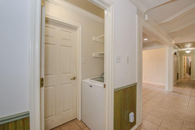 820 Enfield Lane, Beaumont, TX 77707