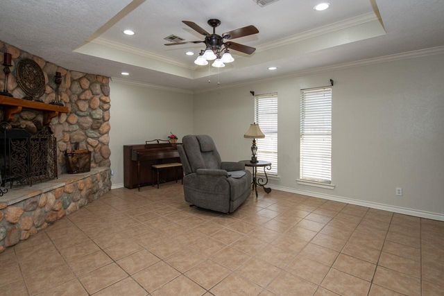 820 Enfield Lane, Beaumont, TX 77707