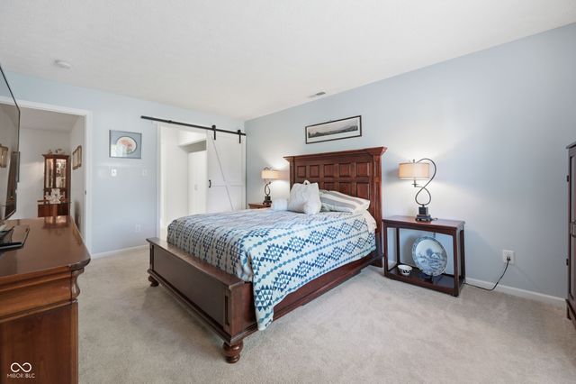 9278 Oak Run East Drive, Indianapolis, IN 46260
