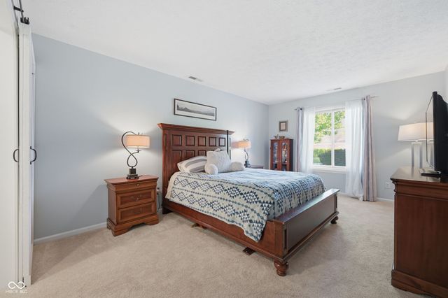 9278 Oak Run East Drive, Indianapolis, IN 46260