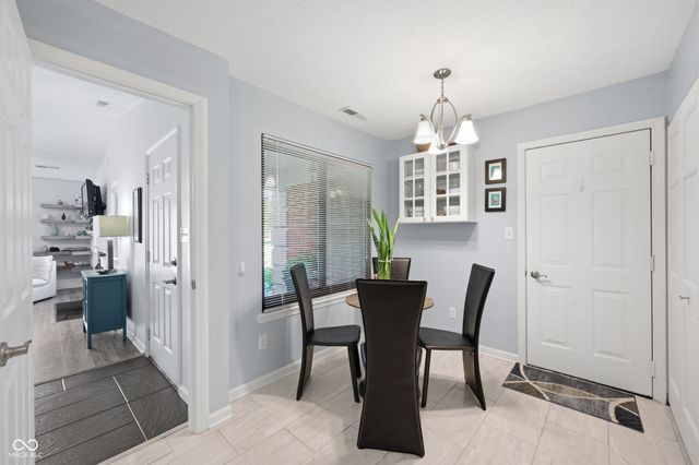 9278 Oak Run East Drive, Indianapolis, IN 46260