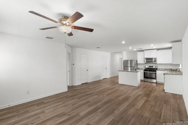 10939 Chippewa, Converse, TX 78109