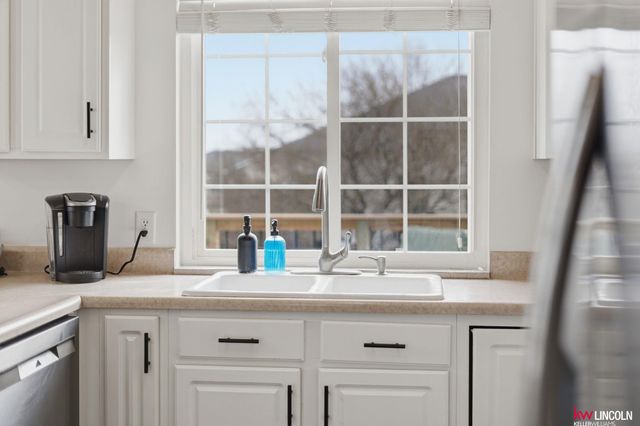 2440 NW 45th Street, Lincoln, NE 68524