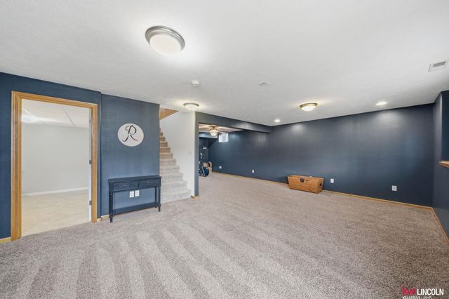 2440 NW 45th Street, Lincoln, NE 68524