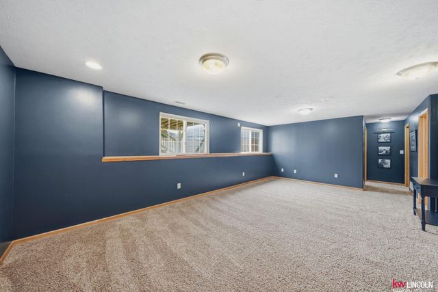 2440 NW 45th Street, Lincoln, NE 68524