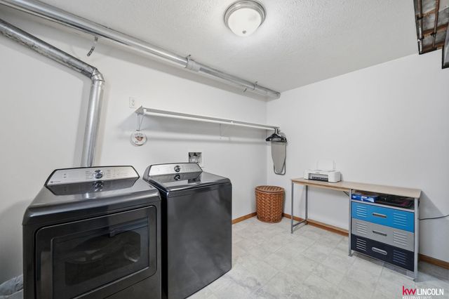 2440 NW 45th Street, Lincoln, NE 68524