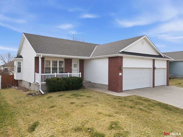 2440 NW 45th Street, Lincoln, NE 68524
