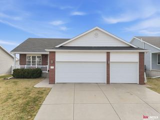 2440 NW 45th Street, Lincoln, NE 68524