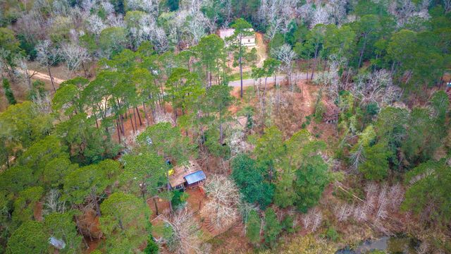 1542 Hillbilly Heaven, Livingston, TX 77351