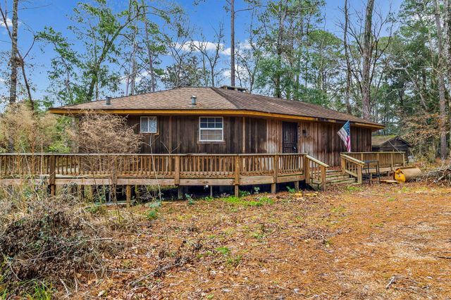 1542 Hillbilly Heaven, Livingston, TX 77351