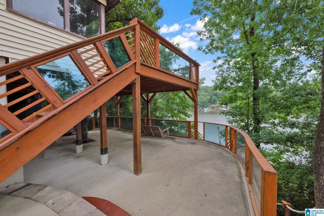 142 RIVERSIDE DRIVE, Bessemer, AL 35023